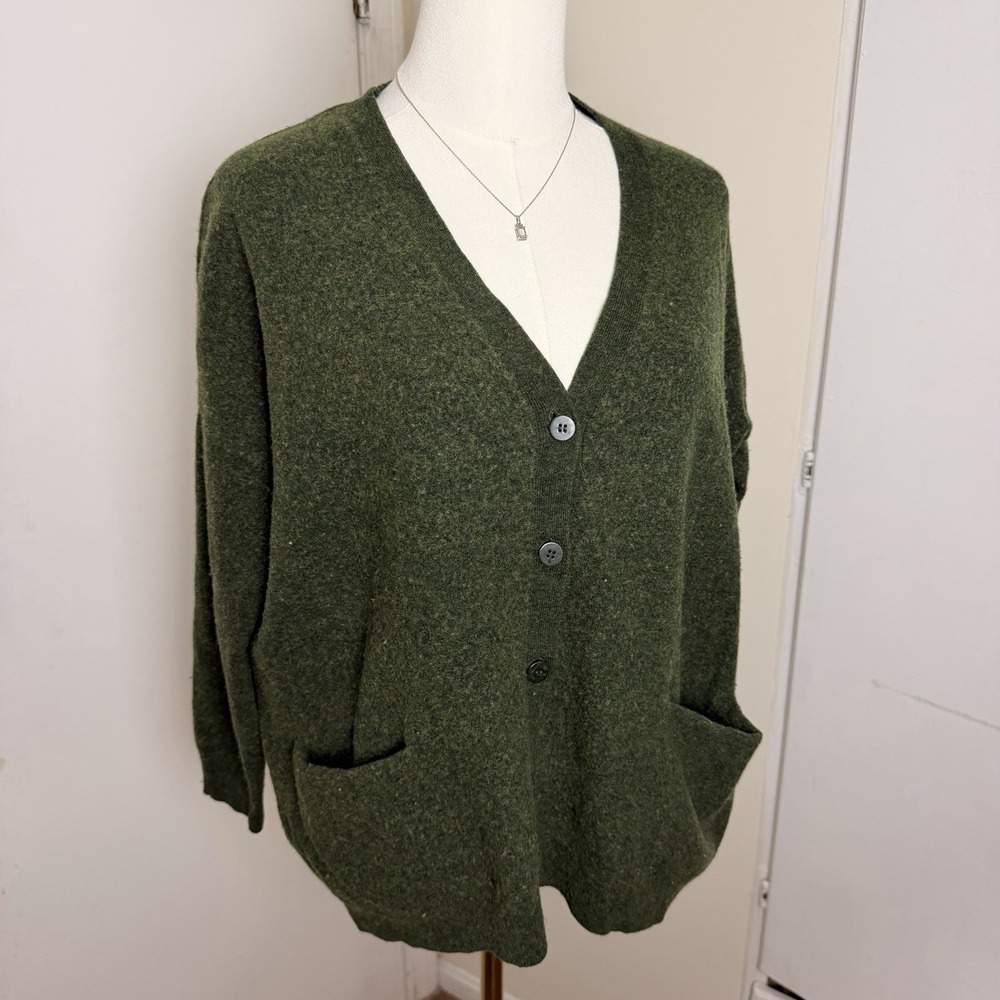 COS Cardigan Sweater Womens Sz S Green V Neck Relaxed 100% Wool Minimalist